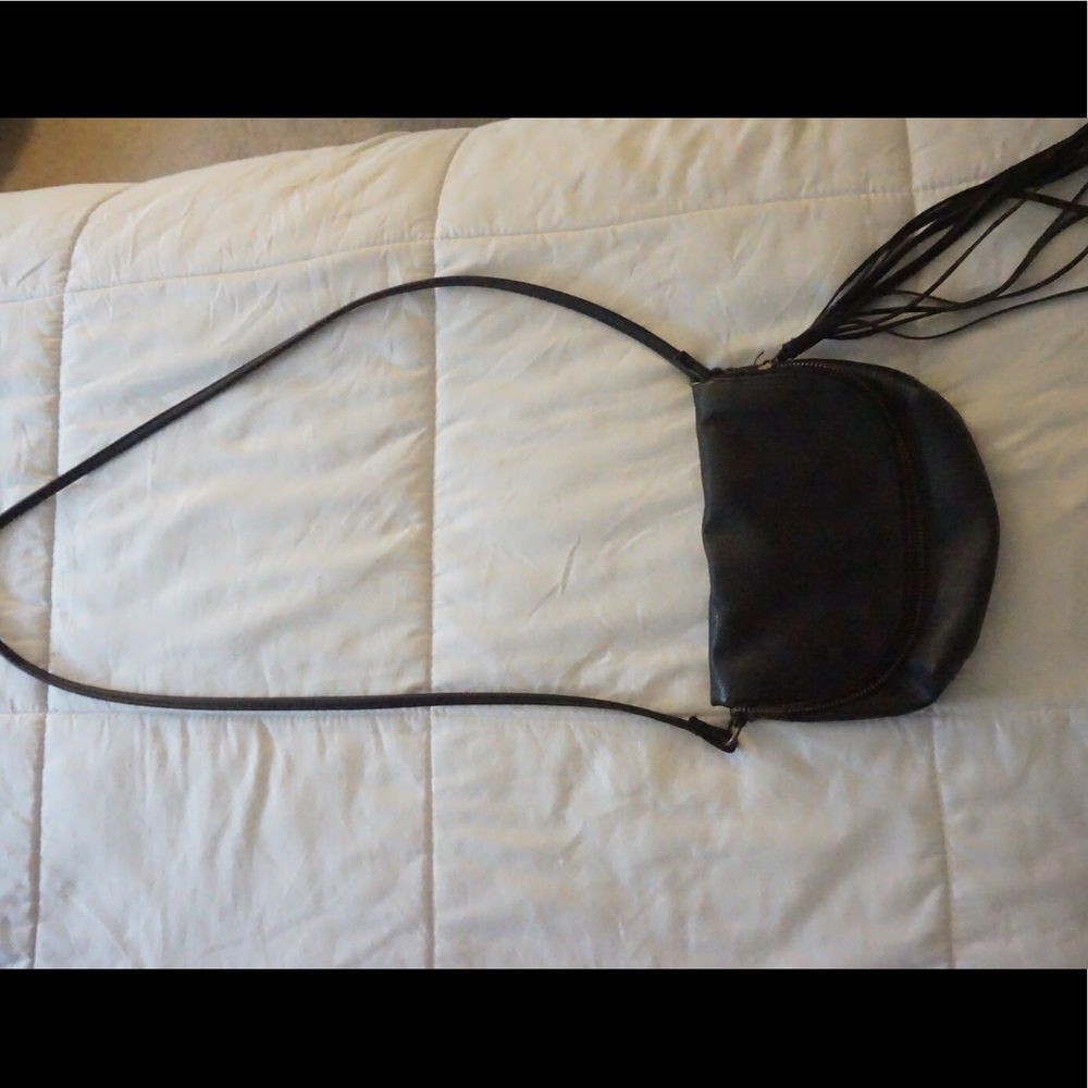 Black cross body black purse